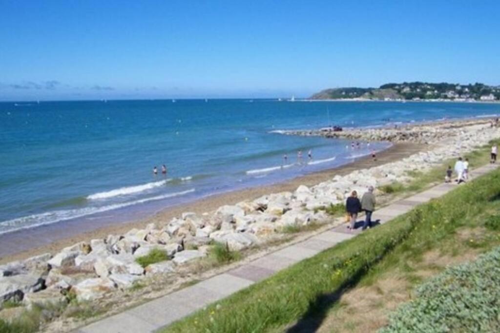 Gites Des Isles - Le Jersey Barneville-Carteret Esterno foto